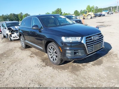 WA1LAAF72KD****** 2019 Audi Q7