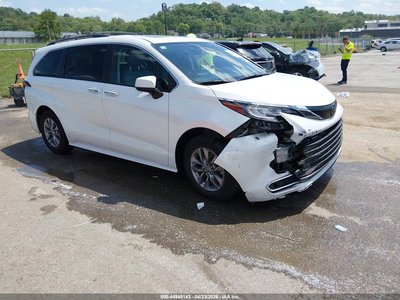 5TDJSKFC8NS****** 2022 Toyota Sienna