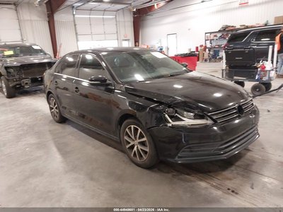 3VWB67AJ9HM****** 2017 Volkswagen Jetta