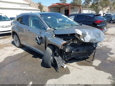 2T2JGMDA1MC****** 2021 Lexus RX