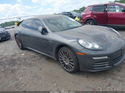 WP0AA2A74FL****** 2015 Porsche Panamera