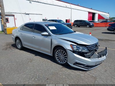 2016 Volkswagen Passat