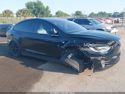 5YJXCBE44JF****** 2018 Tesla Model X
