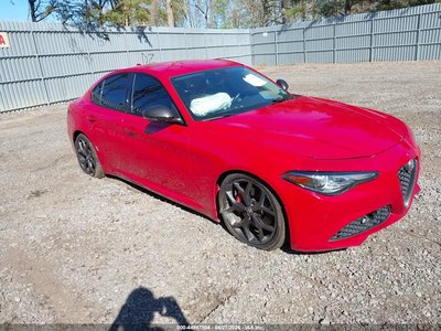 ZARFAMAN4L7****** 2020 Alfa Romeo Giulia