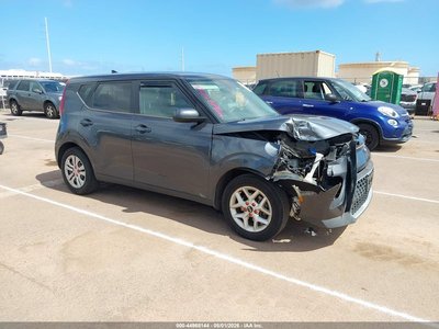 KNDJ23AU2M7****** 2021 Kia Soul