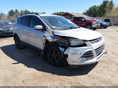 1FMCU9GX8GU****** 2016 Ford Escape