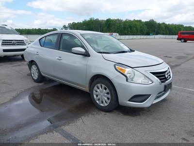 3N1CN7AP9KL****** 2019 Nissan Versa
