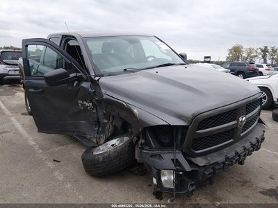 1C6RR7FGXJS****** 2018 RAM 1500