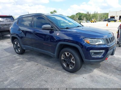 3C4NJDDB9JT****** 2018 Jeep Compass