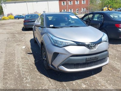 NMTKHMBXXLR****** 2020 Toyota C-HR