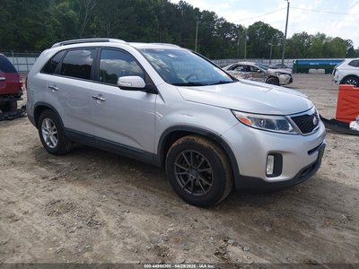 5XYKT3A64FG****** 2015 Kia Sorento