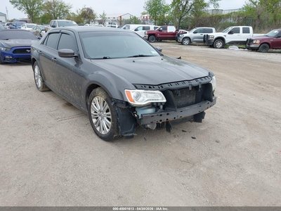 2C3CCARG5DH****** 2013 Chrysler 300