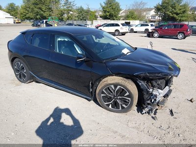 KNDC34LA6N5****** 2022 Kia EV6