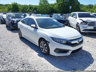 19XFC2F77JE****** 2018 Honda Civic