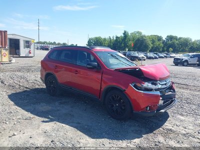JA4AD3A32JZ****** 2018 Mitsubishi Outlander