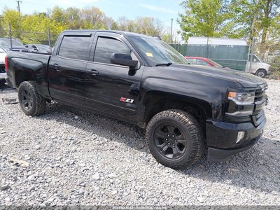 3GCUKSEC0JG****** 2018 Chevrolet Silverado 1500