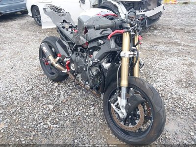 2024 BMW S 1000