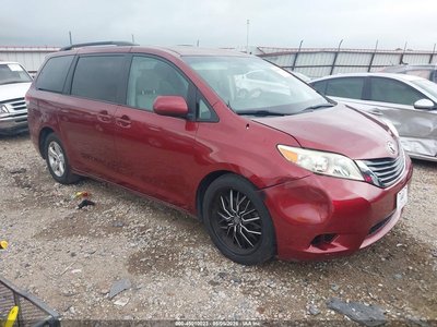 5TDKK3DC8ES****** 2014 Toyota Sienna