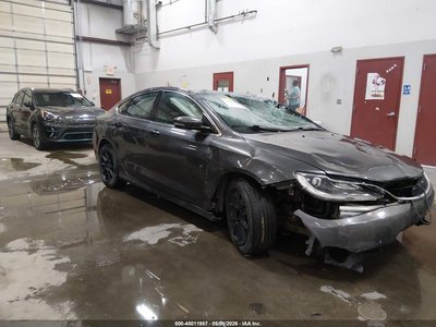 1C3CCCCG9FN****** 2015 Chrysler 200