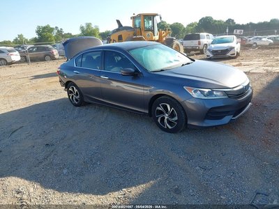 1HGCR2F38GA****** 2016 Honda Accord