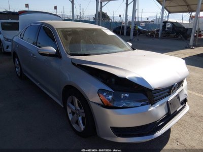1VWBP7A30CC****** 2012 Volkswagen Passat