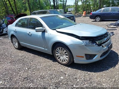 3FADP0L33AR****** 2010 Ford Fusion