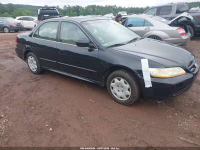 1HGCG56712A****** 2002 Honda Accord