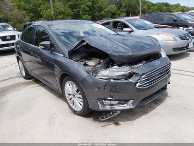 1FADP3J27JL****** 2018 Ford Focus