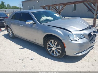 2018 Chrysler 300