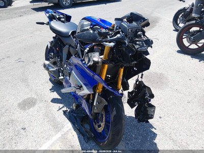 2025 Yamaha YZF-R7