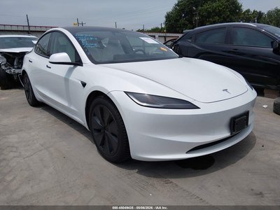 5YJ3E1EB3RF****** 2024 Tesla Model 3