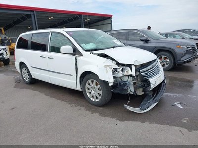 2015 Chrysler Town & Country