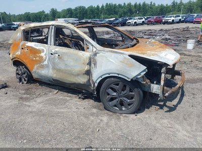 KNDP6CAC7N7****** 2022 Kia Sportage
