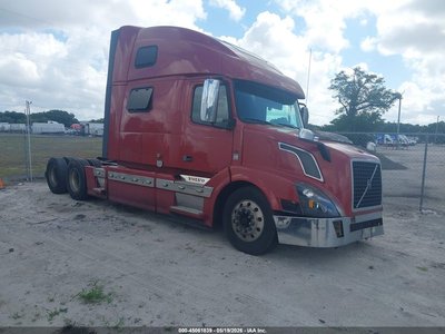 4V4NC9EJ8HN****** 2017 Volvo VNL