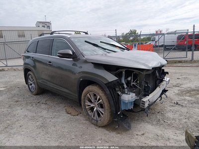 5TDJKRFH3ES****** 2014 Toyota Highlander