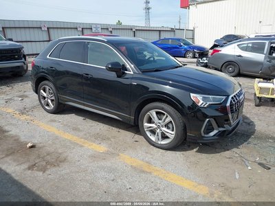 WA1EECF37M1****** 2021 Audi Q3