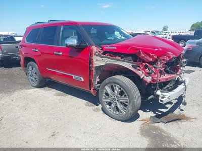 7SVAAABA3RX****** 2024 Toyota Sequoia