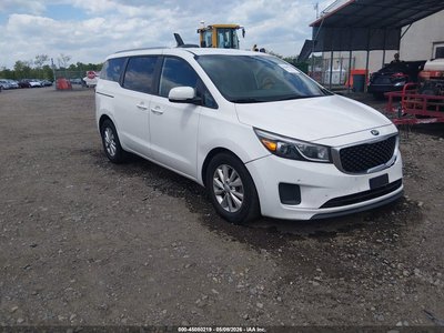 KNDMB5C16H6****** 2017 Kia Sedona