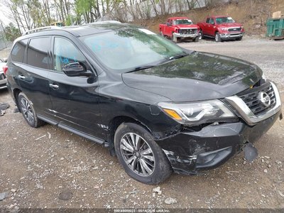 2018 Nissan Pathfinder