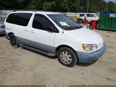 4T3ZF13C8YU****** 2000 Toyota Sienna