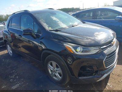3GNCJLSB3JL****** 2018 Chevrolet Trax