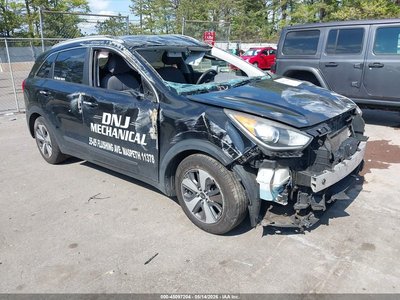 KNDCB3LC8J5****** 2018 Kia Niro