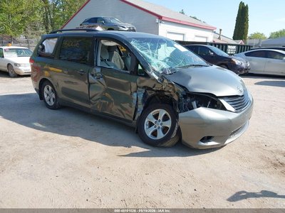 5TDKK3DC7ES****** 2014 Toyota Sienna