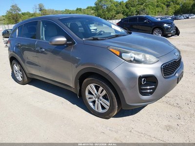 KNDPMCAC8H7****** 2017 Kia Sportage