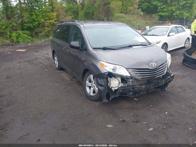 5TDKK3DC4FS****** 2015 Toyota Sienna