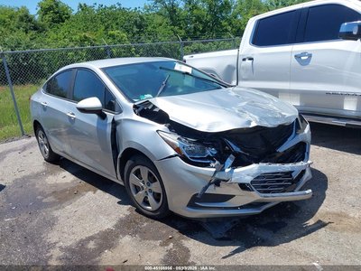 1G1BC5SM3J7****** 2018 Chevrolet Cruze