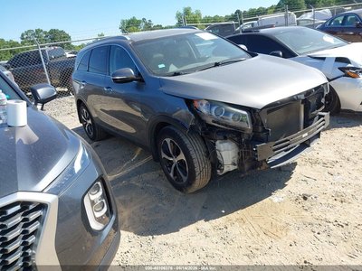 5XYPH4A15GG****** 2016 Kia Sorento