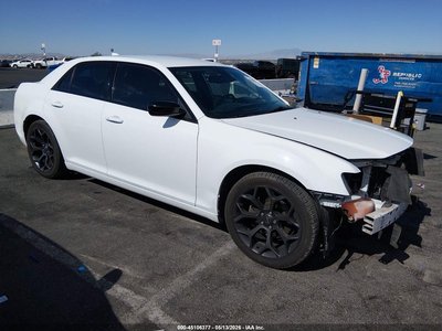 2019 Chrysler 300