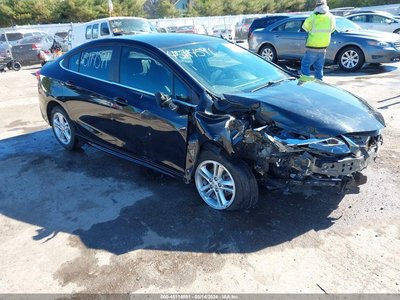 1G1BE5SM2J7****** 2018 Chevrolet Cruze