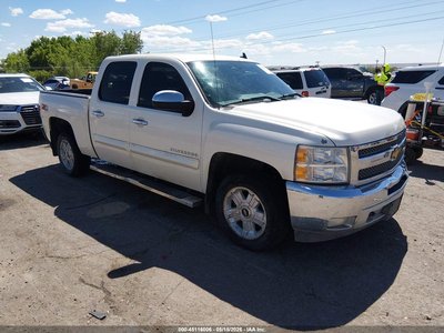 3GCPKSE76DG****** 2013 Chevrolet Silverado 1500